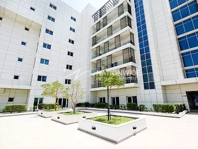 Ideal Location |full Facilities|lovely Lifestyle