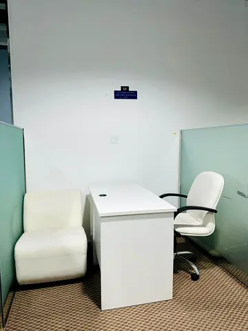 Executive Workspace With Ejari