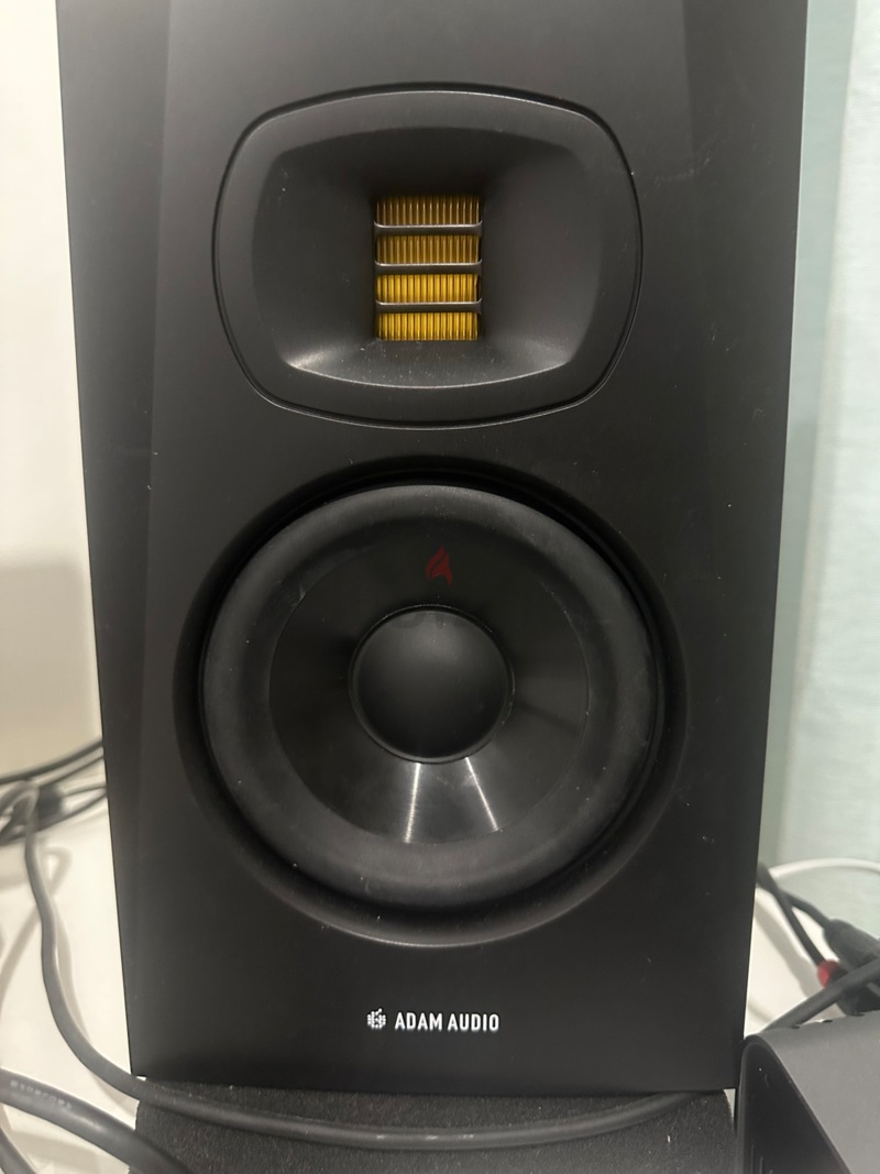 Adam speakers T5V | dubizzle