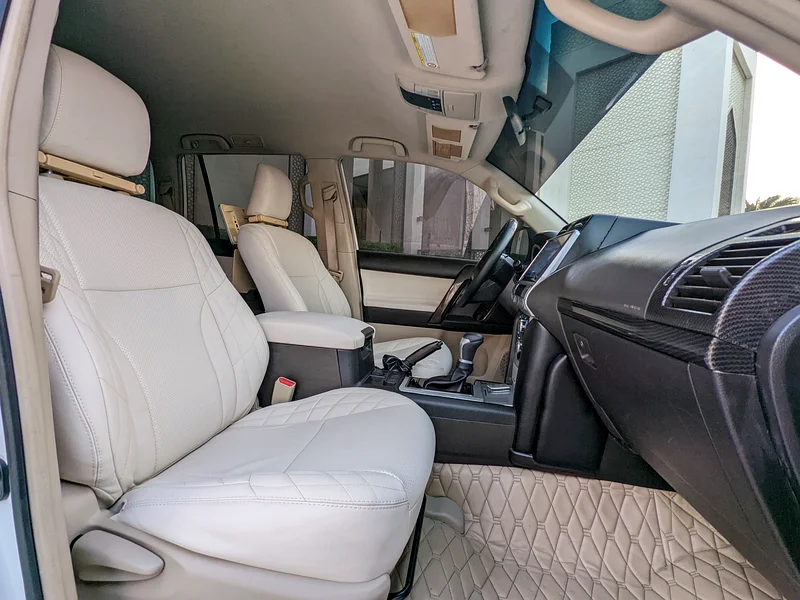 TOYOTA PRADO 2011 FACELIFTED 2023 FROM INTERIOR AND EXTERIOR WITH LIMGENE KIT G.C.C V663165695701507114