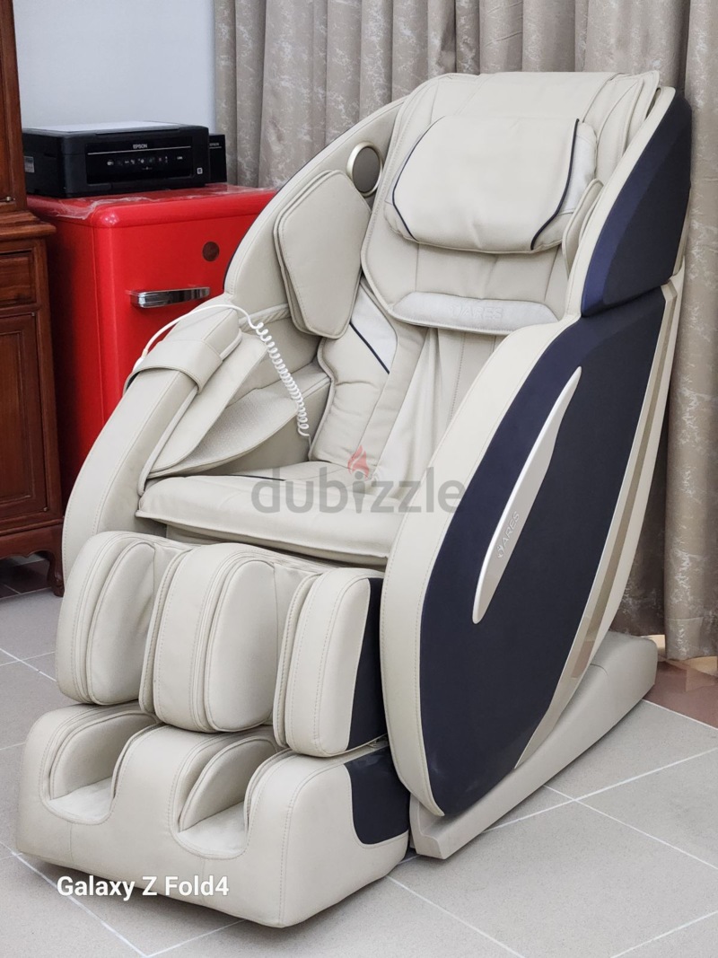 Z-Fold Massage Chair