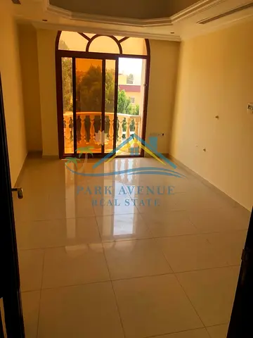 1 Bedroom Flat With Balcony And Parking Free