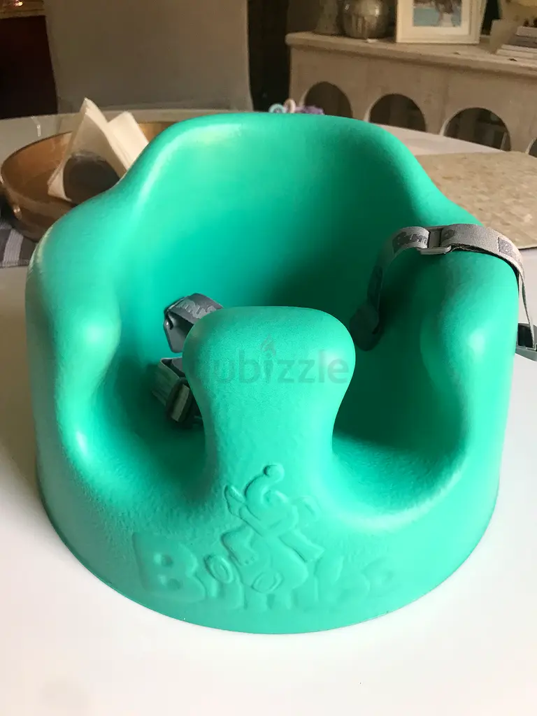 Bumbo floor seat