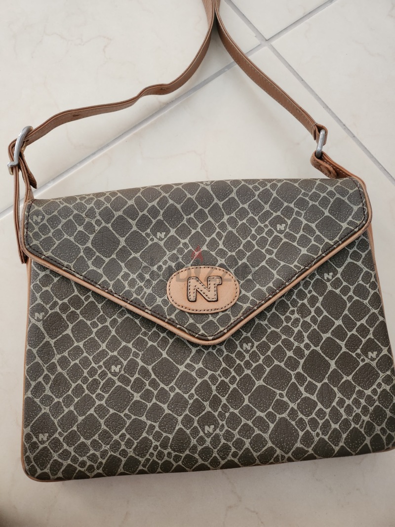 Nina Ricci sling bag | dubizzle