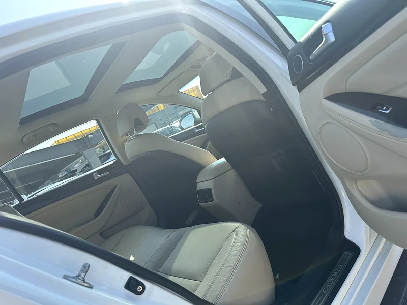 Kia cadenza 2016 fullopshin white color GCC calen car63171744875649114