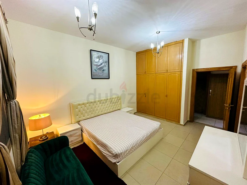 Apartment Furnished room available near deira city centre metro