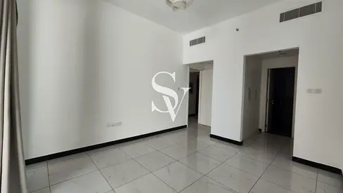 Elegant 1 Br | Chiller Free | Near Circle Mall