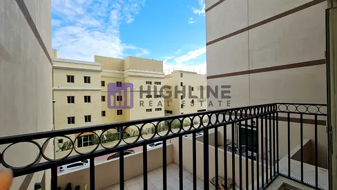 Spacious|1br|with Balcony