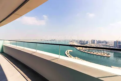 Move In Ready | Beach Access | Posh Living