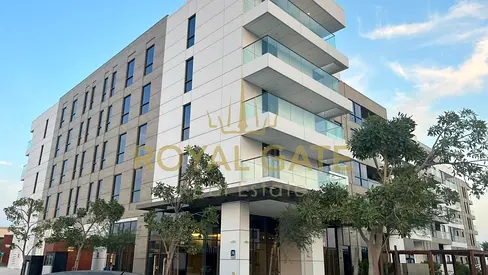 Ready To Move| Vacant | Partial Sea View