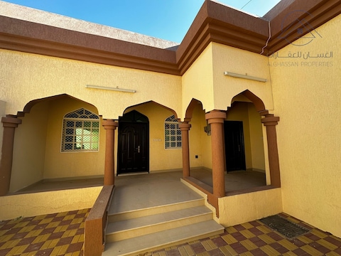 Villa For Rent 3 Bedrooms In Shamal