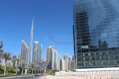 Burj Khalifa View | High-end Finishes | Premium Amenities