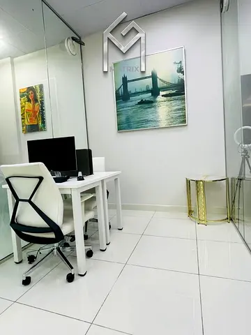 Spacious Office For Rent In Business Centre