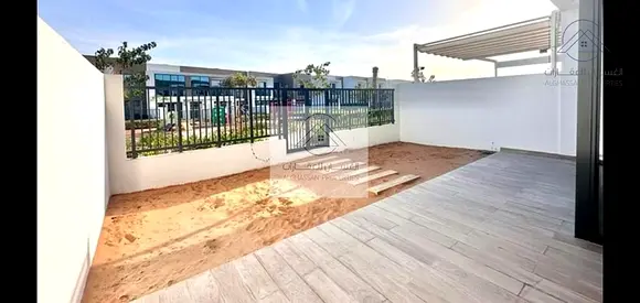 Three Bedrooms For Sale In Marbella