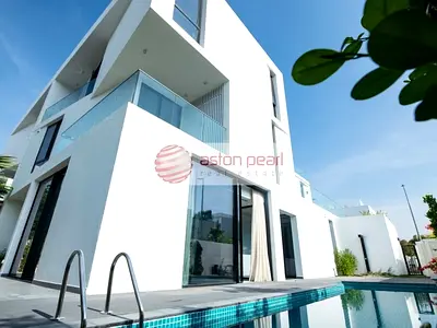 5br Plus Maids Room | Huge Plot | Ready To Move In