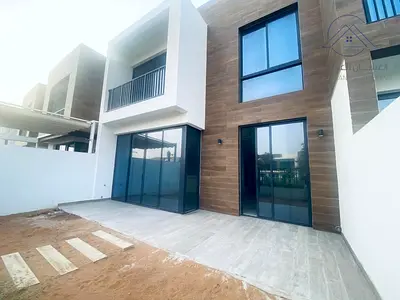 Hot 3 Bedrooms Townhouse Deal: Limited Time!