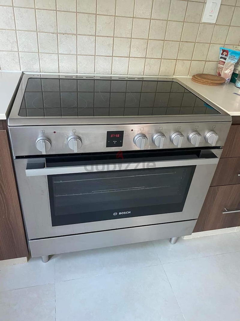 HCB738357M Electric range cooker