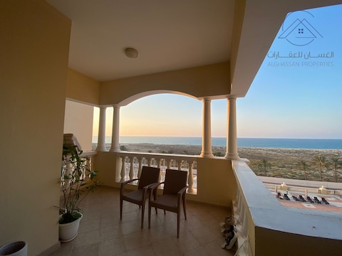 Serenity By The Sea: Stunning 1-bedroom Condo With Panoramic Ocean Views For Sale