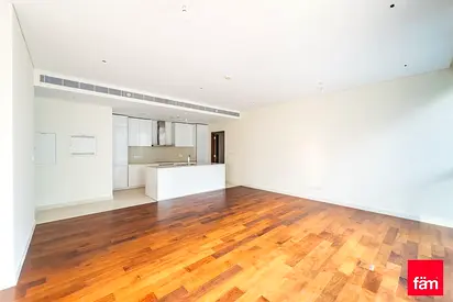 Mid Floor Peacful Area Open Garden And Pool View