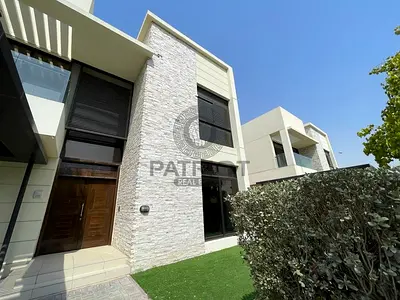 V4/ Great Location/ 5br Plus Maid/ Vacant