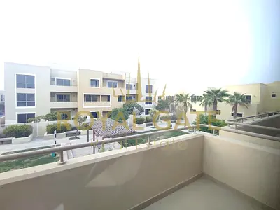 Stunning 4br | Nice Community | Big Gardens | Vacant Now