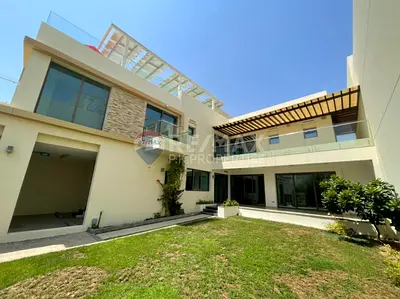 Garden Villa |fully-fitted Kitchen |private Garage