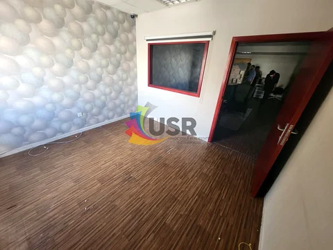 Close To Metro Station Office W/ Fitted Partition Without Furnitures 65k