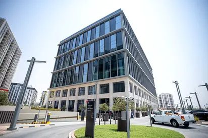 Full-floor Offices | Prime Location | Shell Core
