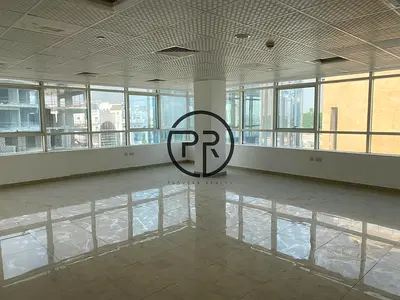 Amazing Location I Fully Fitted I Easy Exit Entry