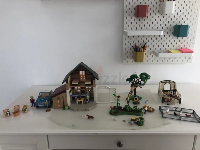 PLAYMOBIL furnished farm house62863823567233111