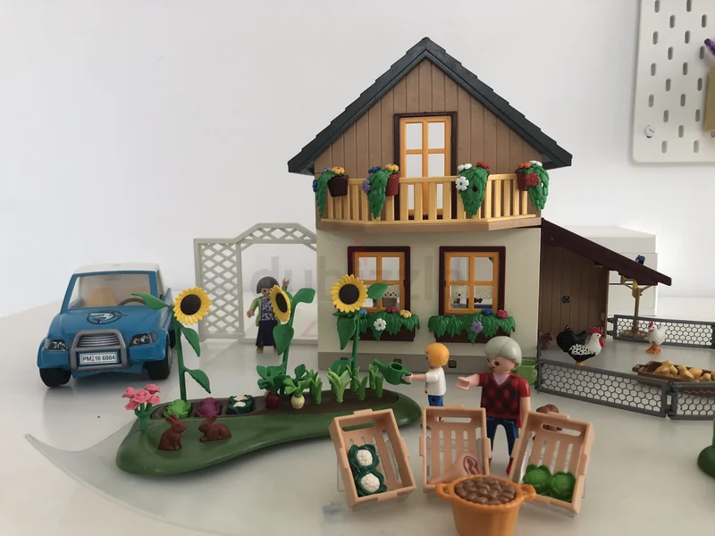 PLAYMOBIL furnished farm house62863823567233110