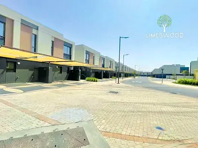 Spacious Layout | 2 Bedrooms Plus Maid | Vacant