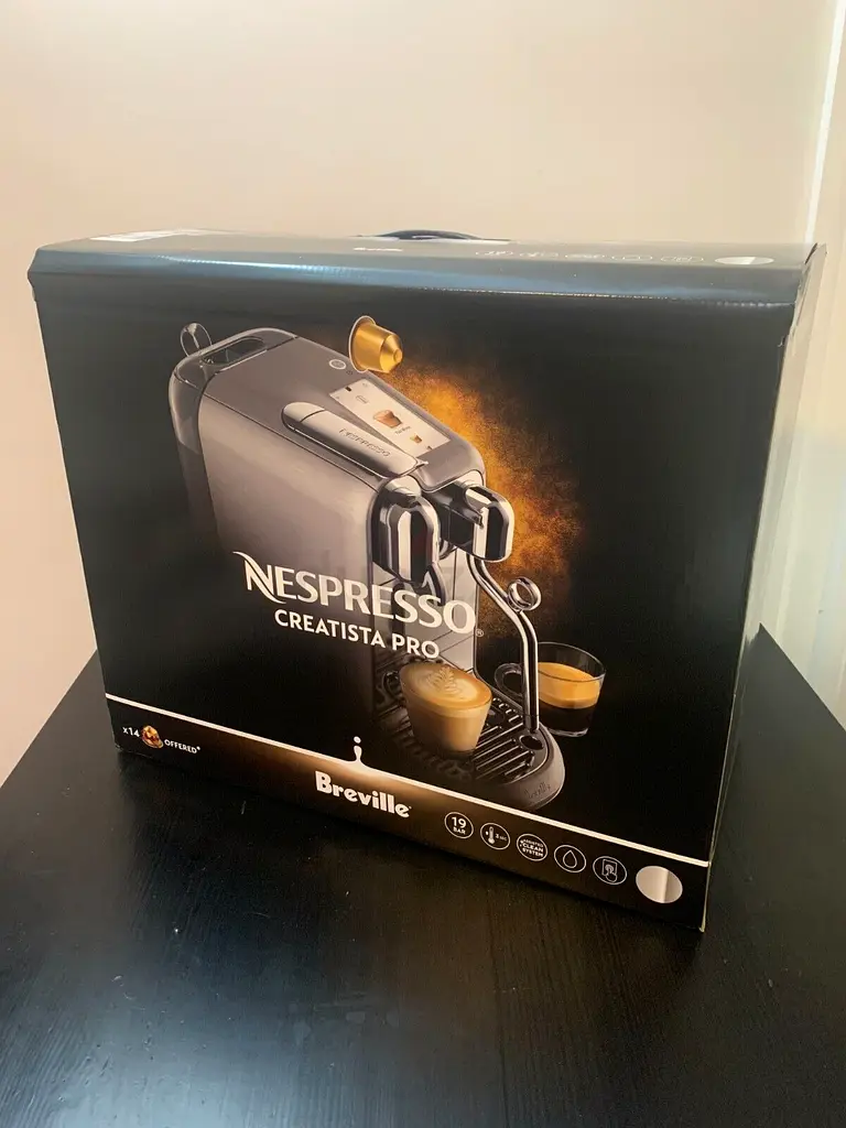 Nespresso Creatisa Pro Brushed Stainless Steel (NEVER OPENED) (Built in Frother)