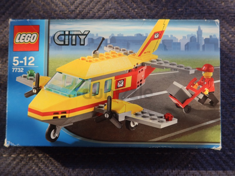 Lego City Set #7732 Air Mail | dubizzle