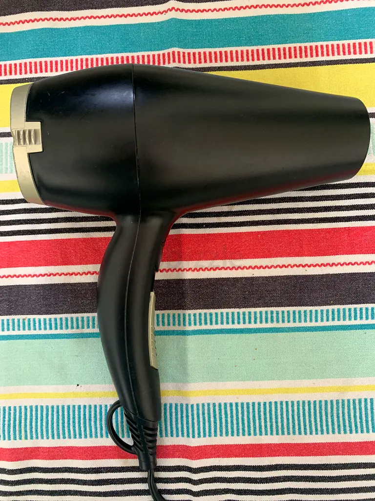 Hair dryer