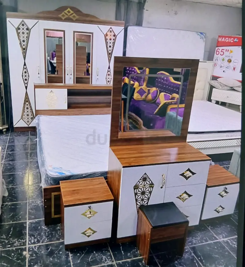 Complete Bedroom Set 180*200 available