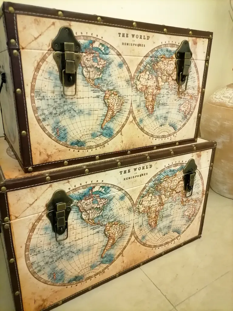 Storage box world map