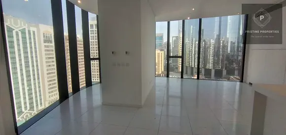 Vacant 2bhk Apartment | Spacious Layout | Ready To Move In!