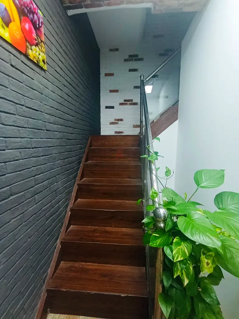 Spacious photography Studio in Bur Dubai for sale