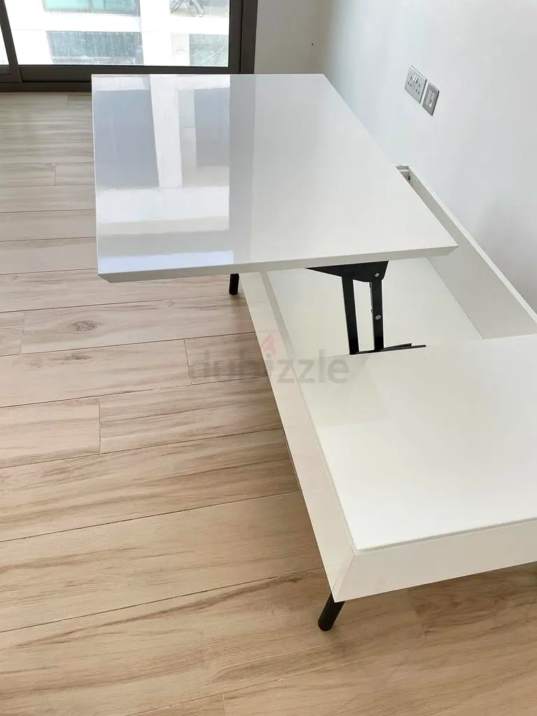 Home Centre Expandable coffee table