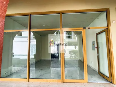 Vacant Shop For Sale Spain Cluster