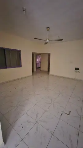 2bhk Available In Fully Renovated Building Last Unit At The Center Of The Area Easy Access To Dubai