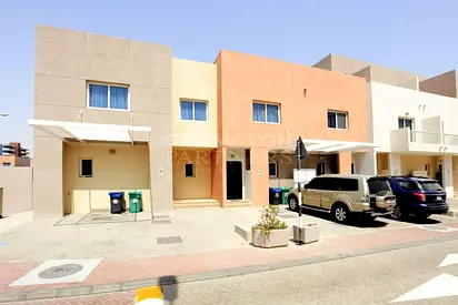 Excellent Family Home | Private Pool | Vacant