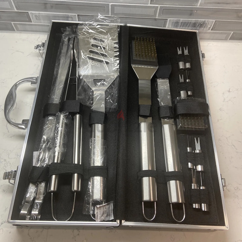 Bbq set in clearance case