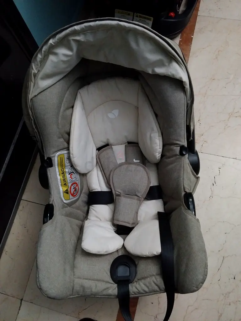 Joie Baby car seat for sale