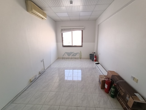 Al Garhoud 879.5 Sqft Offices With Ready Partition Attached Washroom And Pantry