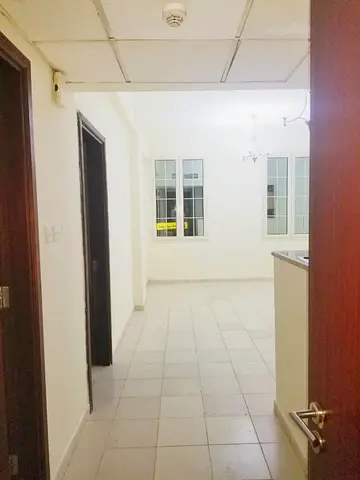 Ready To Move - Near Dragon Mart Bus Stop -balcony - Book Now