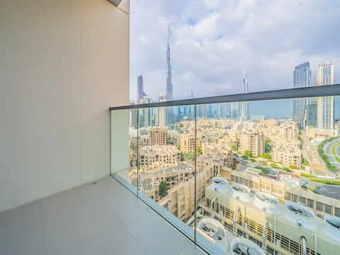 Burj Khalifa View | Terrace | Fully Furnished