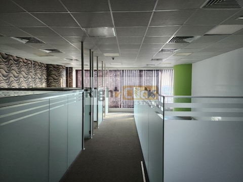 Fully Fitted Office Churchill Tower |with Partitions | Ready To Move