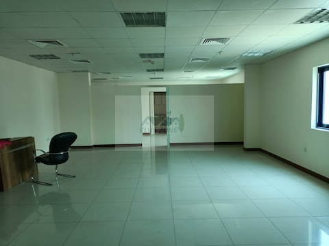 Al Garhoud 953 Sqft Office With Ready Partition| Parking Free, Attached Washroom And Pantry